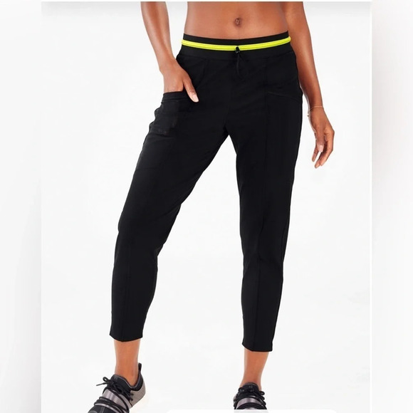 Fabletics Bliss Jogger - Picture 1 of 6